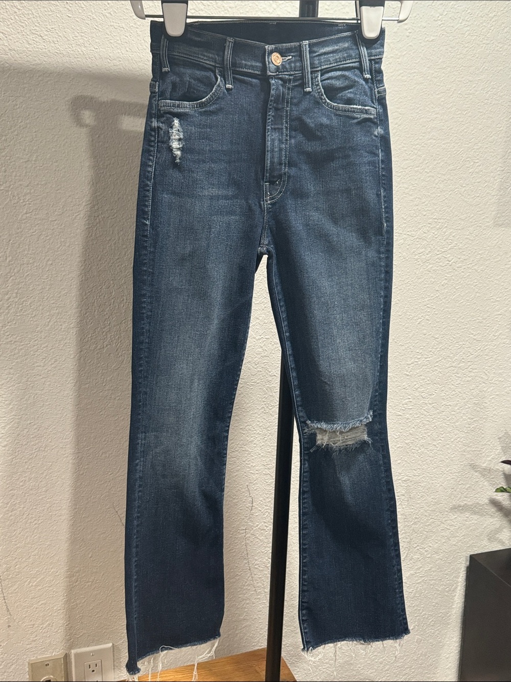 MOTHER Dark Blue Distressed Ankle Crop Jeans